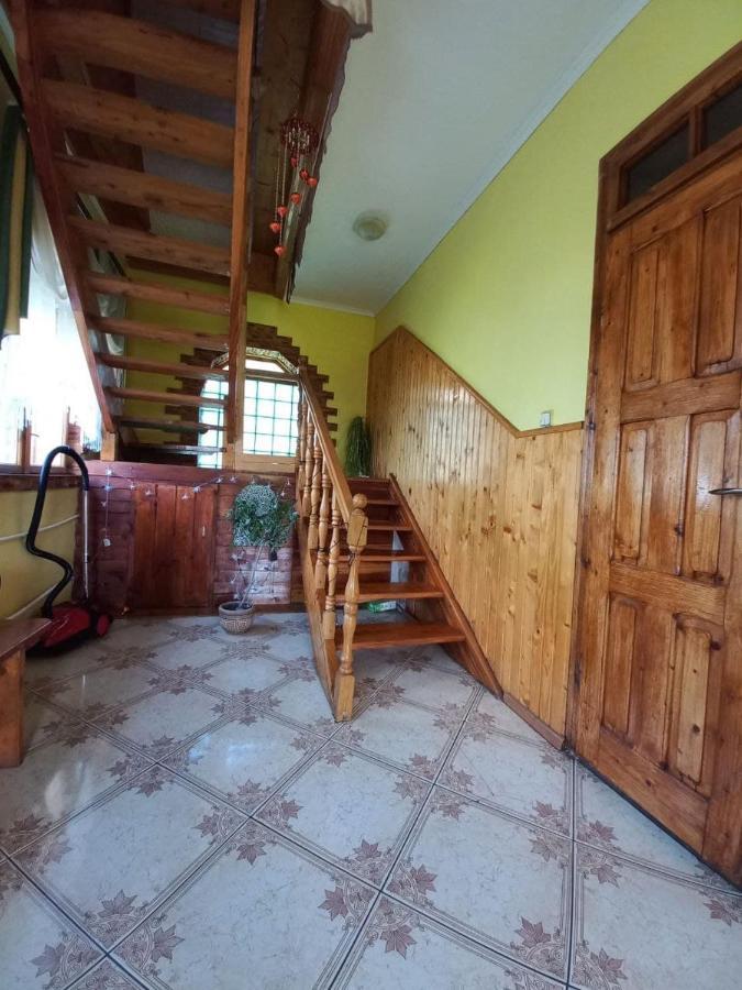 У Тараса І Лесі Hotel Yaremche Exterior photo